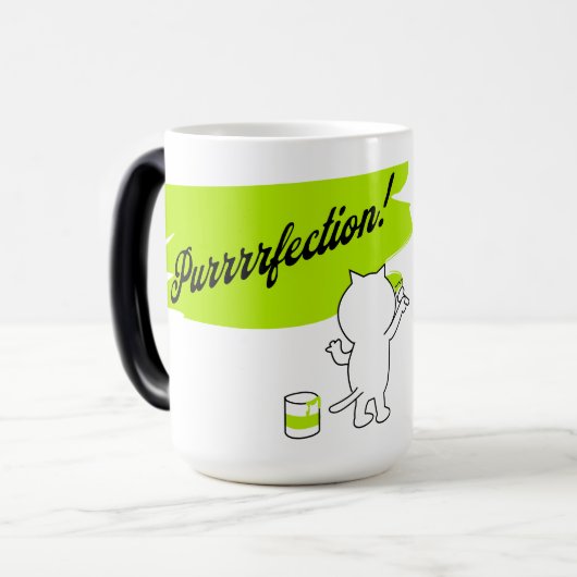 Mug Magique Kitten peinture "Purrrfection !" sur le mur. (Devant gauche)