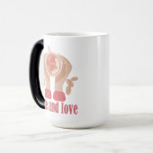 Mug Magique Latte et coupe d'amour, mains et citation de café (Devant gauche)