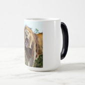 Mug Magique Le lion sort sa langue (Devant droit)