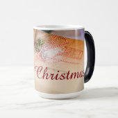 Mug Magique Les cadeaux festifs comme motif de Noël (Devant droit)