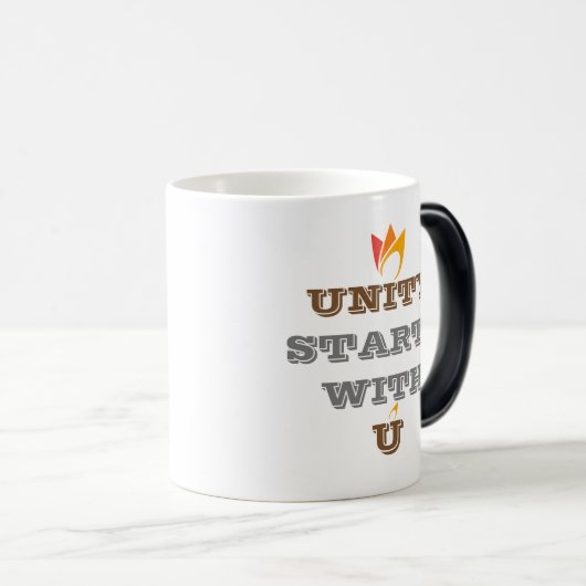 Mug Magique L'UNITÉ COMMENCE AVEC U (feu orange à rouge) & Log (Devant droit)