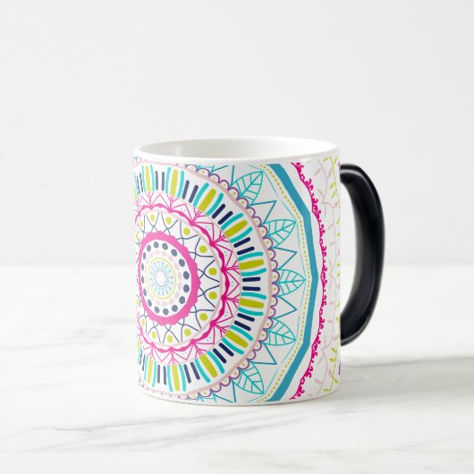 Mug Magique mandala coloré (Devant droit)