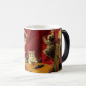Mug Magique Mère Chat et chatons Jouer avec la guitare (Devant droit)