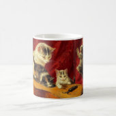 Mug Magique Mère Chat et chatons Jouer avec la guitare (Centre)