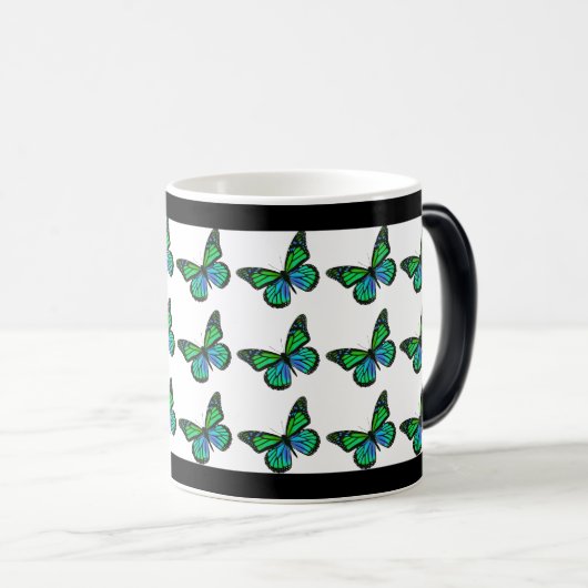 Mug Magique Motif de nature de papillon (Devant droit)