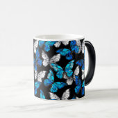 Mug Magique Motif sans couleur foncée avec papillons bleus Mor (Devant droit)