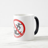 Mug Magique No attachments in my life (Devant droit)