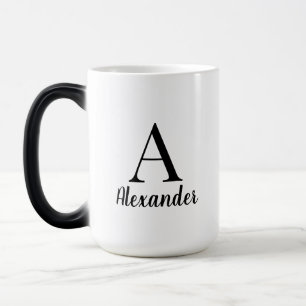 Mug Magique Nom du monogramme noir moderne personnalisé