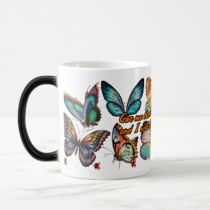 Mug Magique Papillons colorés dansant autour d'une poésie sur