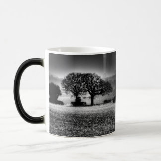 Mug Magique Paysage rural N&B