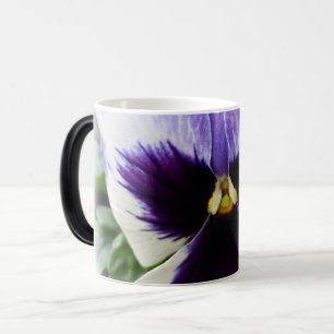Mug Magique pensée blanche à coeur pourpre