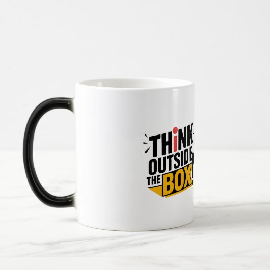 Mug Magique Pensez en dehors de la citation de motivation (Gauche)