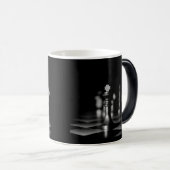 Mug Magique Photo Pièces d'échecs N&B (Devant droit)