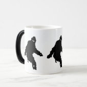 MUG MAGIQUE PRIMAT NORD-AMÉRICAIN NON DOCUMENTÉ (Devant gauche)