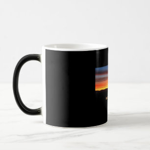 Mug Magique Regardez le coucher de soleil apparaître sur ce m