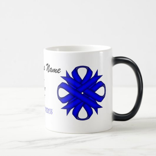 Mug Magique Ruban de trèfle bleu Tmpl par Kenneth Yoncich (Droite)