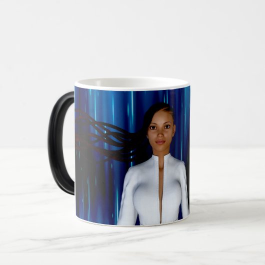 Mug Magique Sade Idahosa Scarlett, analyste en cybersécurité (Devant gauche)