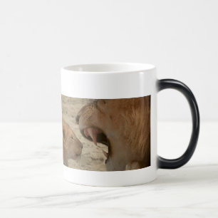 Mug Magique Safari Sérénité : Image de Lion Époustouflante pou