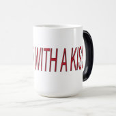 Mug Magique scellé avec des citations d'amour de baiser (Devant droit)