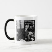 Mug Magique Sigmund Freud Dans Son Bureau Et Citation De Chat (Gauche)