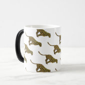 Mug Magique Silhouette de léopard marron et jaune (Devant gauche)