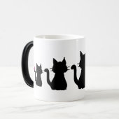 Mug Magique Silhouettes de chat noir Papillon rose (Devant gauche)