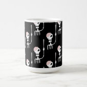 Mug Magique Squelette d'Halloween avec une épée  (Centre)