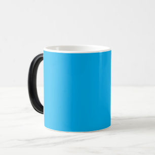 Mug Magique Un fond bleu clair uni