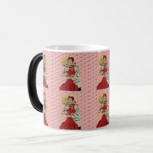Mug Magique Un homme et une femme vintages qui s'embrassent : 