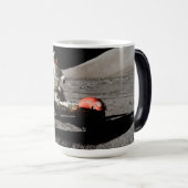 Mug Magique Véhicule lunaire Apollo 17 de la NASA, 1972 (Devant droit)