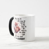 Mug Magique "Vieillissement redéfini : conception de la taille (Devant gauche)