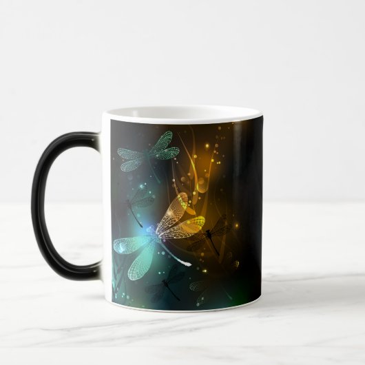Mug Magique Vol de libellule verte lumineuse (Gauche)