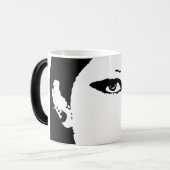 Mug Magique Yeux impitoyables (Devant gauche)