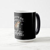 Mug Magique Yourself Unless You Can Be An Akita Inu (Devant droit)