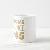 Mug Magnifique depuis 1945 80e anniversaire (Centre)