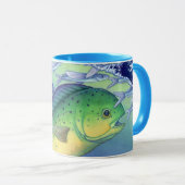 Mug Mahi Mahi (poisson de dauphin) chassant des (Devant droit)