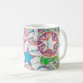 Mug Main Tirée Par EDDArt - Étoiles Et Coeurs 1 (Devant droit)