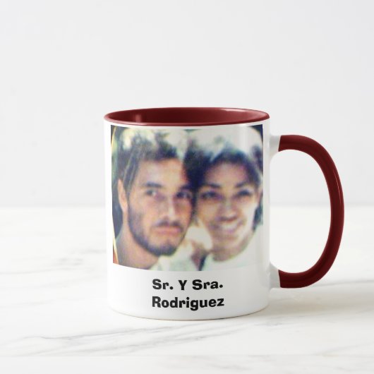 Mug maintenance et p 11, Sr. Y Sra. Rodriguez (Droite)