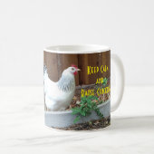 Mug Maintenez les poulets calmes et d'augmenter (Devant droit)