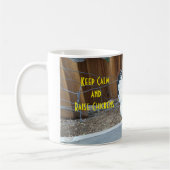 Mug Maintenez les poulets calmes et d'augmenter (Gauche)