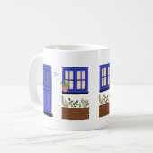 Mug Maison avec porte bleue avec devis personnalisé (Devant gauche)