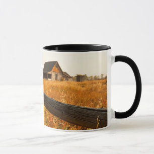 Mug Maison de ferme et clôture de chemin de fer dans G