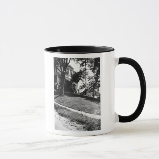 Mug Maison de Horatio Alger dans Natick, le (Droite)