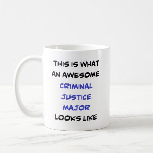 Mug major de la justice pénale, génial (Gauche)