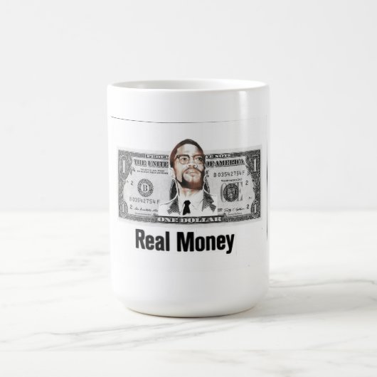 Mug Malcolm (Centre)