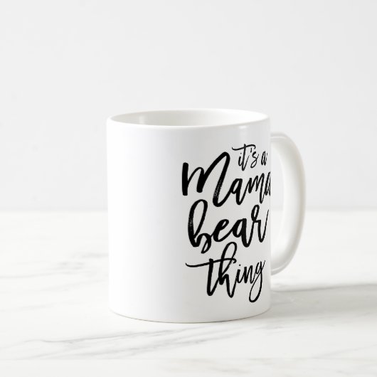 Mug Mama Bear Maman Mère Typographie (Devant droit)