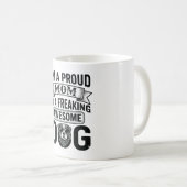 Mug Maman de chien fière dessin vectoriel de gravure v (Devant droit)