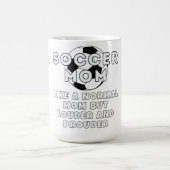 Mug maman de football plus forte et plus fière (Centre)