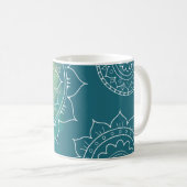 Mug Mandala bleu vert jaune boho (Devant droit)