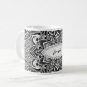 Mug Mandala noir et blanc (Devant gauche)